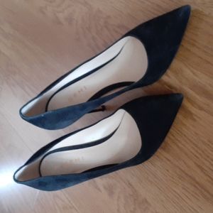 M. GEMI 36.5 6.5 Black suede pointed closed toe heels 3.5"